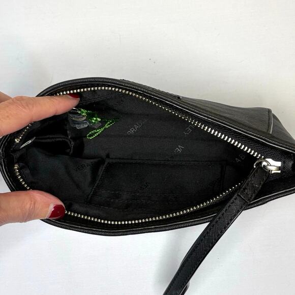 Vera Bradley Laser Cut Flowerlines Wristlet Black White Faux Leather NWOT - Picture 6 of 13